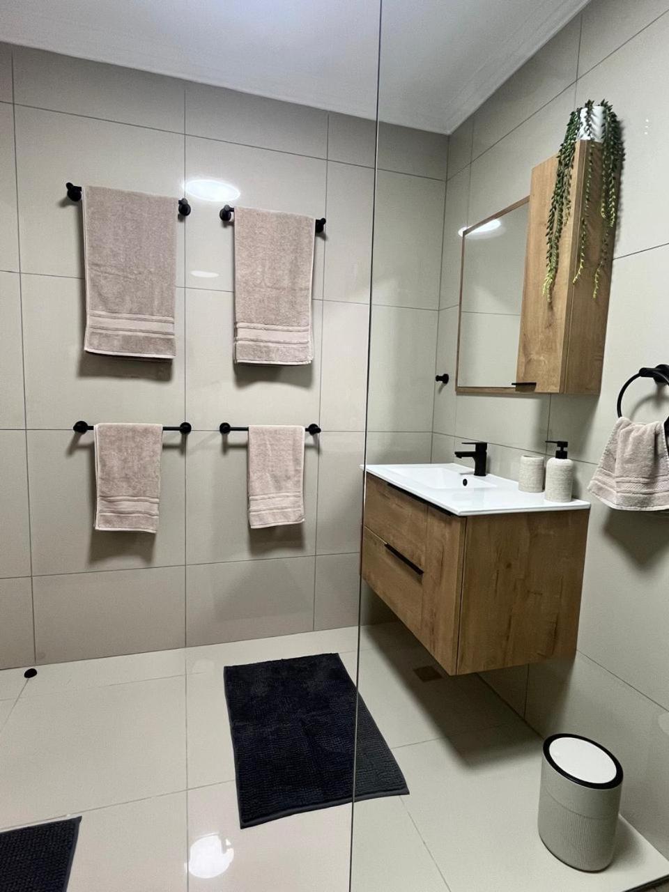 Central Self Catering 斯瓦科普蒙德 外观 照片
